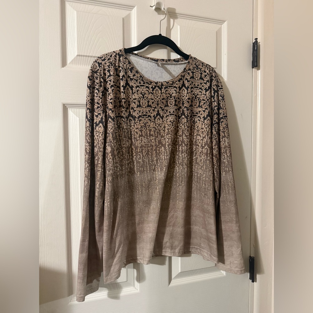 Women's Long Sleeve Printed Ombre Tee - Taupe/Black